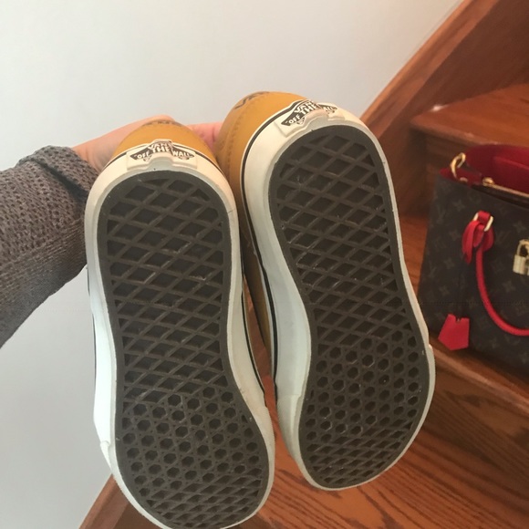 Vans shoes - Picture 3 of 5